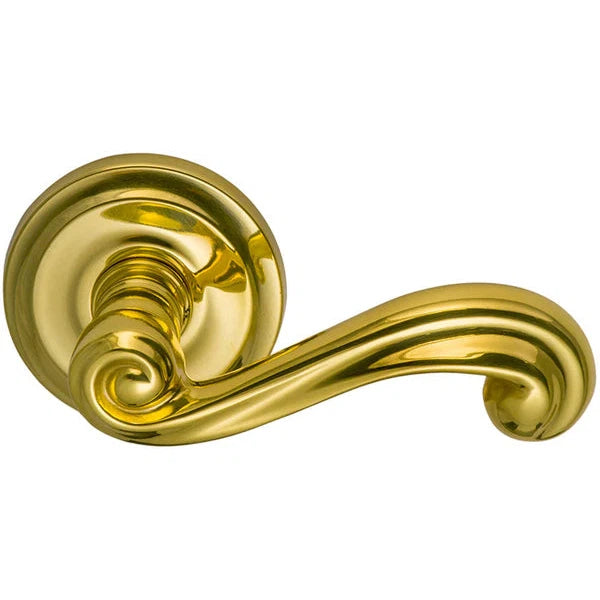 The Omnia Traditions 55 Lever with Round Rosette in Polished Brass, Lacquered finish