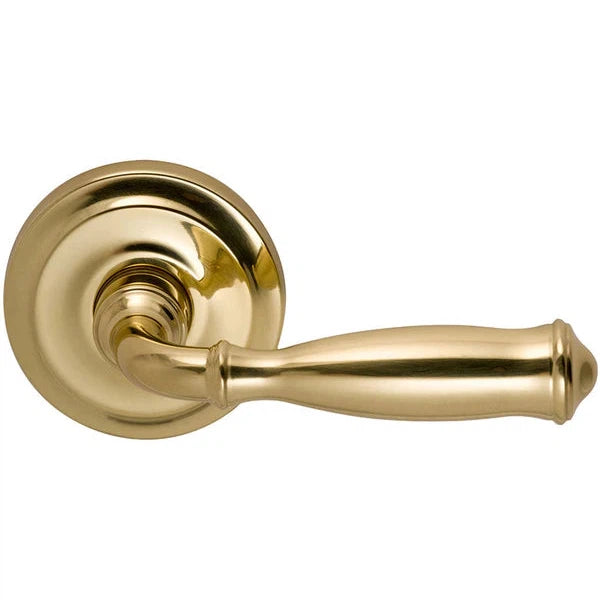 The Omnia Traditions 944 Lever with Round Rosette in Polished Brass, Lacquered finish