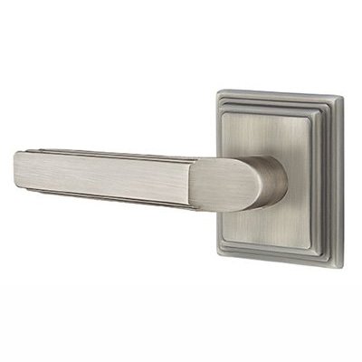 Emtek Milano Lever With Wilshire Rosette in Pewter finish