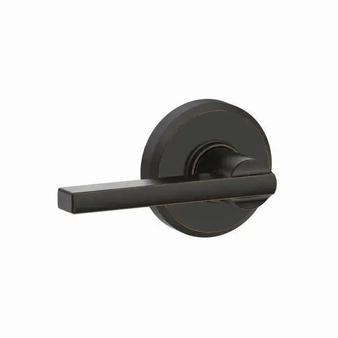 SchlageSchlage Latitude Passage Lever With Greyson Rosette in 