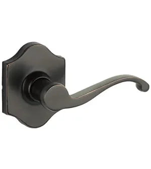 Yale ExpressionsYale Expressions Farmington Lever with Everly Rosette in 