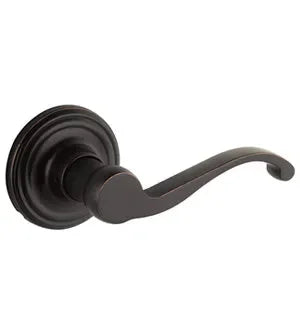 Yale ExpressionsYale Expressions Farmington Lever with Maguire Rosette in 