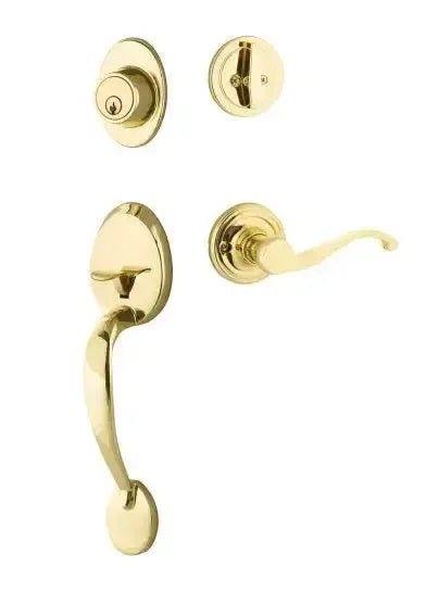 Yale Expressions Maguire Entry Set with Farmington Lever & Weiser Keyway in Polished Brass finish
