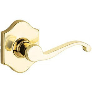 The Yale Expressions Passage Farmington Lever with Everly Rosette in Polished Brass finish