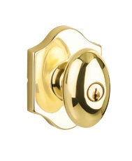 The Yale Expressions Auburn Knob with Everly Rosette in Polished Brass finish.